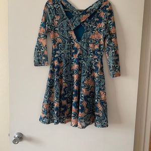 Cute dress